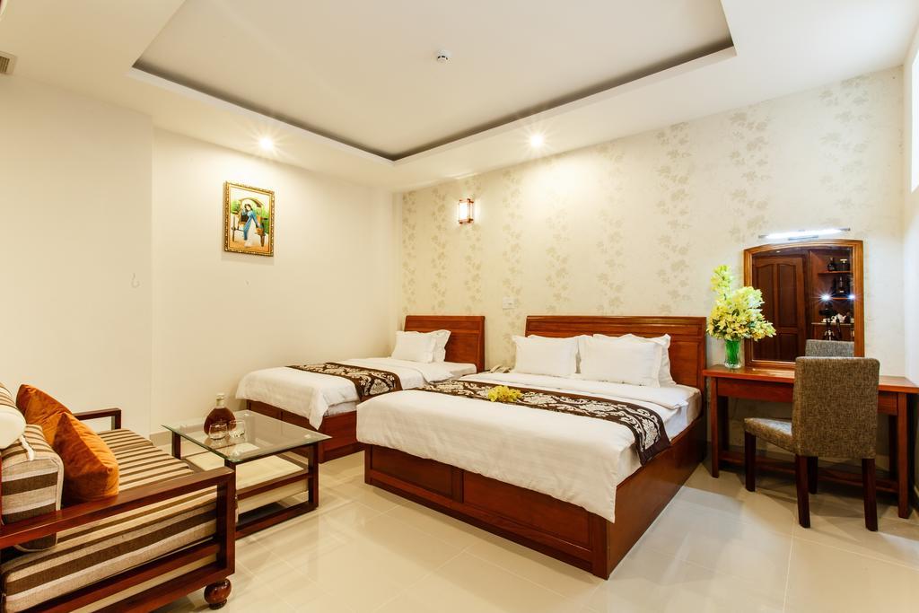 Long Bao Chau Hotel Thu Dau Mot Экстерьер фото