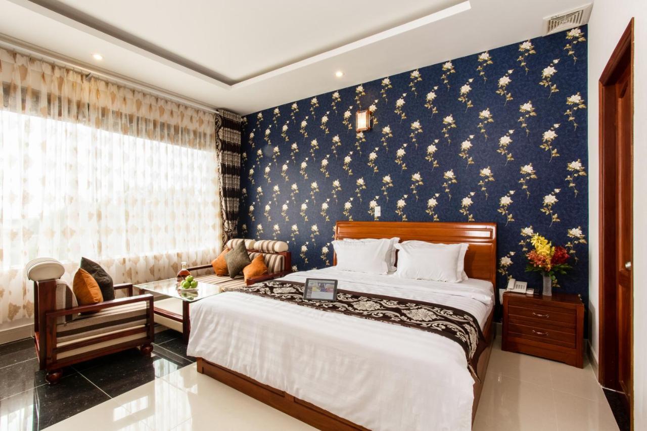 Long Bao Chau Hotel Thu Dau Mot Экстерьер фото