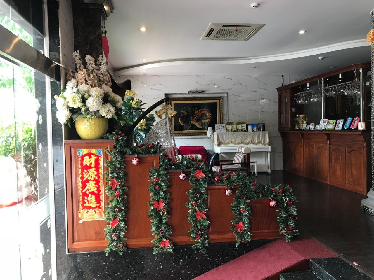 Long Bao Chau Hotel Thu Dau Mot Экстерьер фото